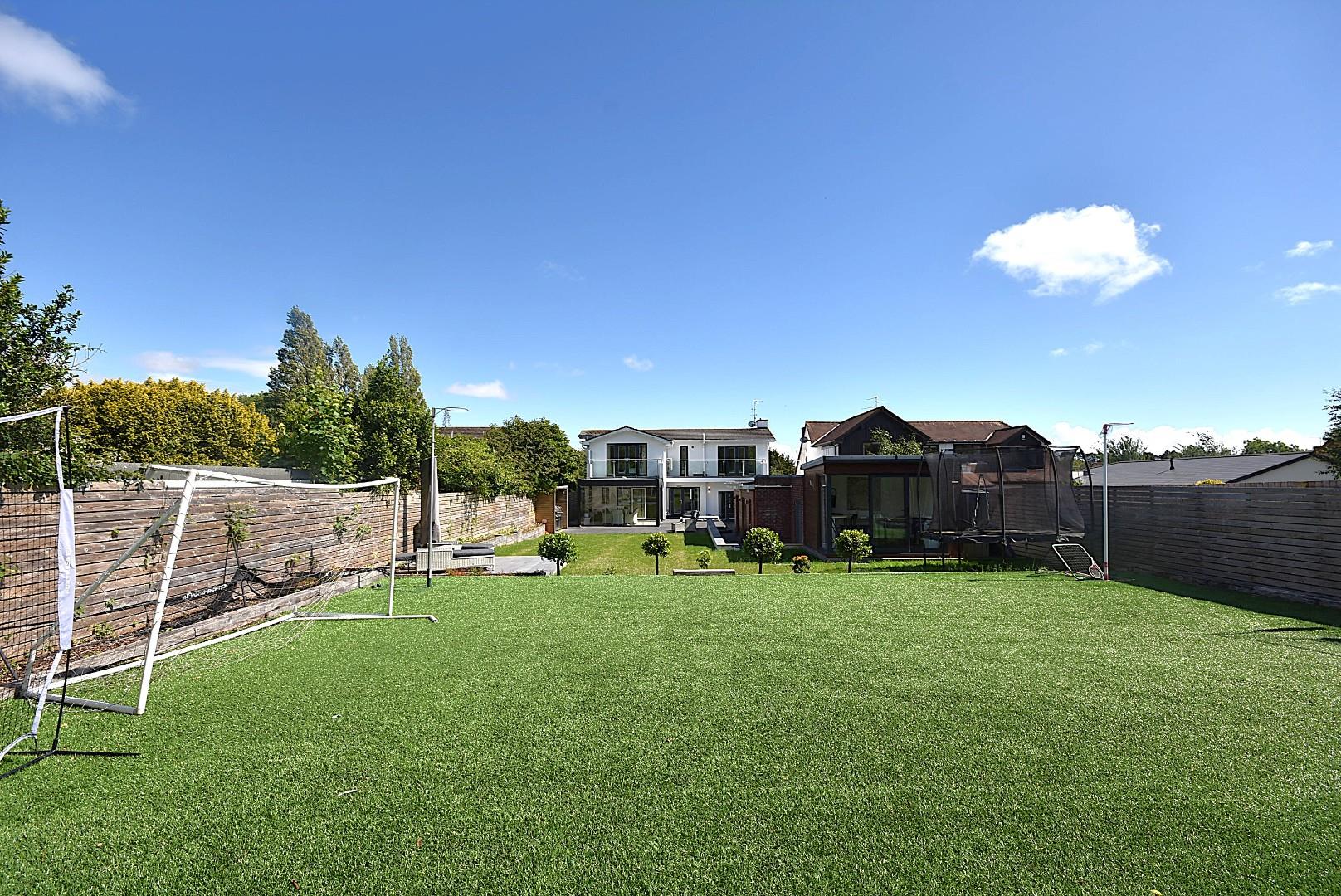 20 Evenlode Avenue, Penarth, CF64 3PD